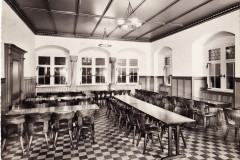 Sax Foto Gross, St. Gallen, Nr. 25341, 1948 _RU